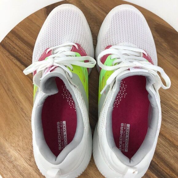 EUC Skechers Women's Go Run Ultra Go Running White Shoes Cushioning Size 9 - Picture 7 of 8